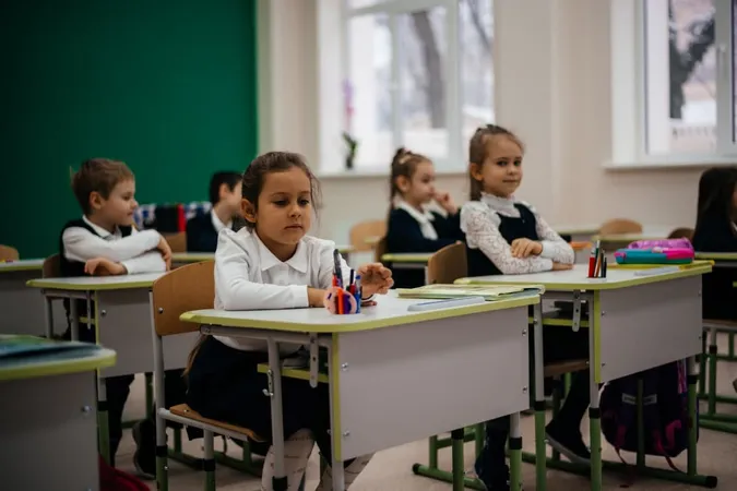 У Луцьку поменшало першокласників: що коїться