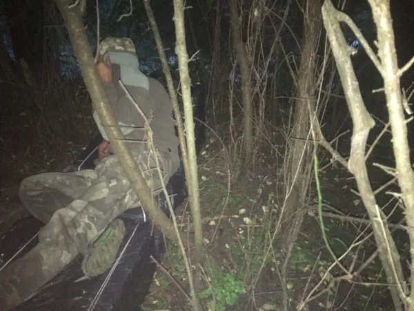 Біля волинського кордону затримали контрабандистів з великою партією сигарет (фото)