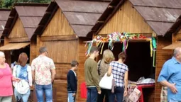 Власник виїжджає за кордон: у центрі Луцька продають смачний бізнес (фото)