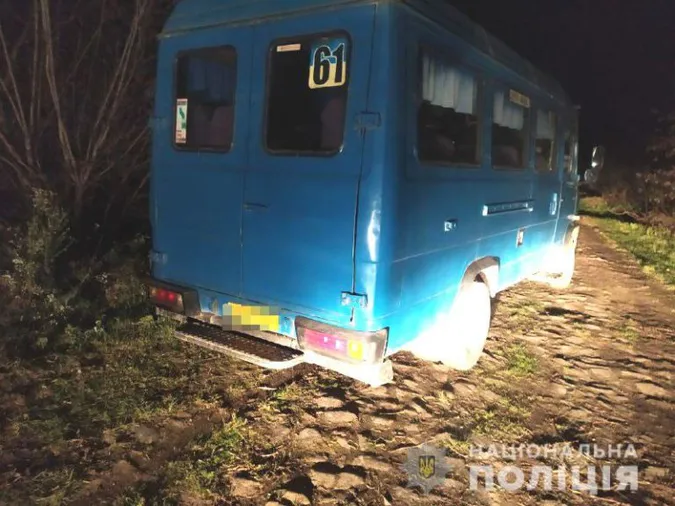 «Хотів покататися»: у Рівному неповнолітній хлопець втретє викрав маршрутку