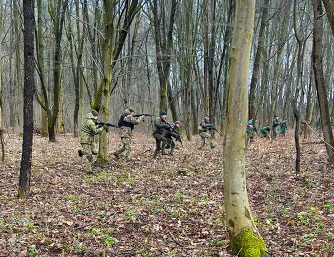 Волинські прикордонники переймали досвід у фінських інструкторів (фото)