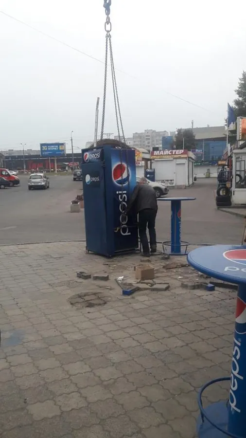 У Луцьку демонтували ще декілька кіосків
