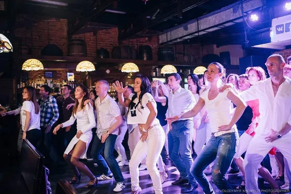 Lutsk Salsa Club: Сальса – це про стосунки чоловіка та жінки