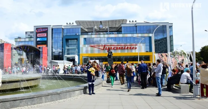 Луцький «Промінь» дякує усім, хто прийшов на відкриття (відео)
