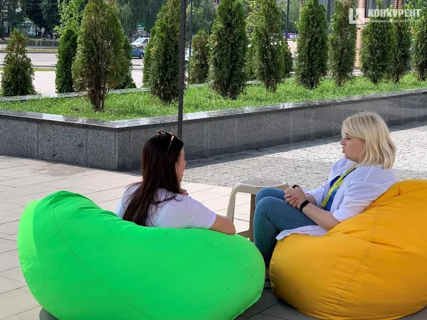 «Я втікала, аби врятувати дітей»: у Луцьку розповіли щемливі історії переселенців (фото)