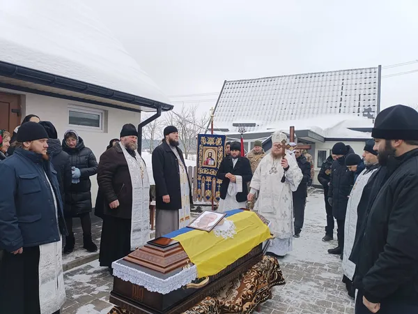 Понад два роки вважався зниклим: на Волині попрощалися з воїном Володимиром Вакульчуком (фото)