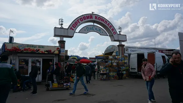 Що думають підприємці з Пасажу про можливий переїзд на Новий ринок (фото)