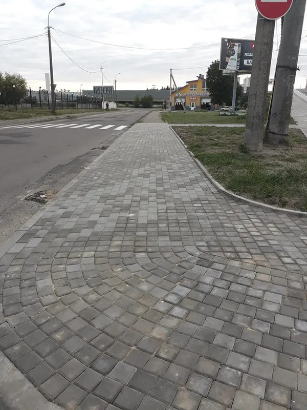 На Рівненській у Луцьку відремонтували міст (фото)