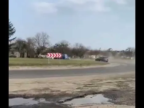 Під Луцьком водій влаштував “дрифт” посеред проїжджої частини