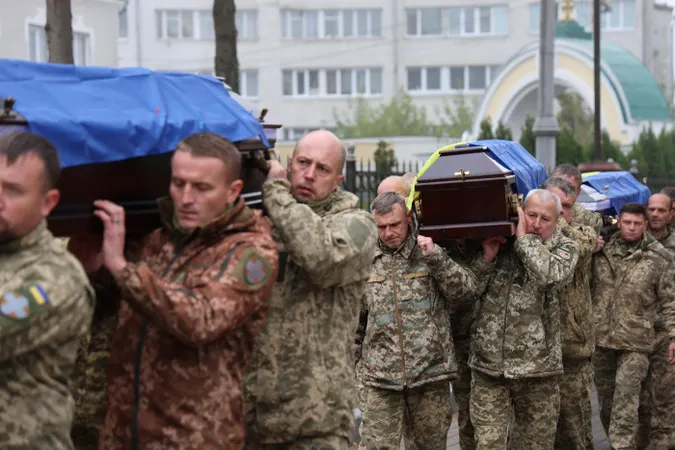 У Луцьку попрощалися одразу з трьома полеглими захисниками (фото)