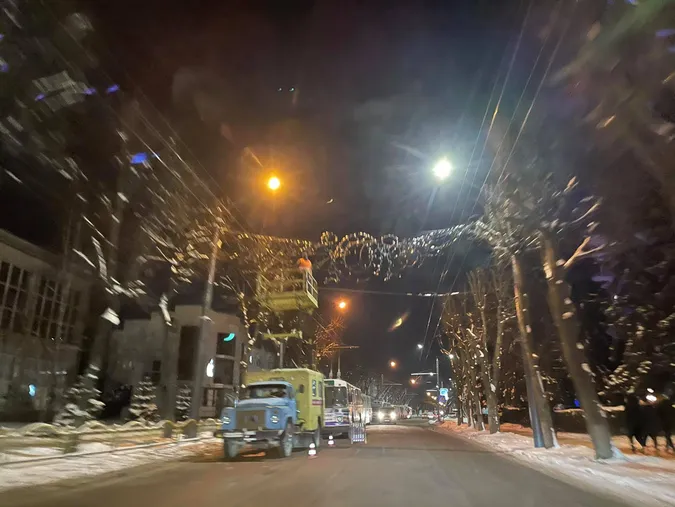 У Луцьку - затор із тролейбусів (фото)