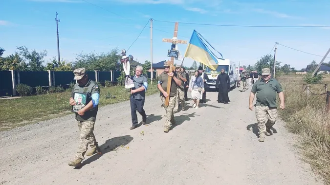 На Волині в останню путь провели Захисника Сергія Левкова (фото)