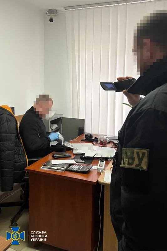 У Ківерцях посадовець міської ради з директором ДЮСШ роздерибанили понад 1,3 млн грн
