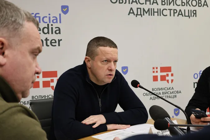 Рудницький розповів, як ліквідовують наслідки нічного обстрілу Волинської області (фото)