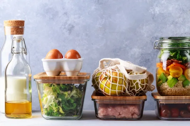 Їх не можна їсти після 48 годин у холодильнику: список небезпечних продуктів
