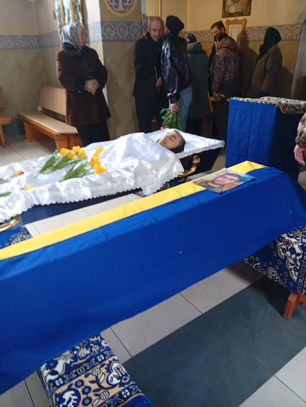 На Волині попрощалися із померлим захисником Михайлом Сютриком (фото)