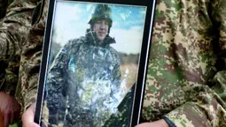 Воював, попри проблеми зі здоров'ям: на Турійщині попрощалися з Сергієм Омелянчуком (фото)