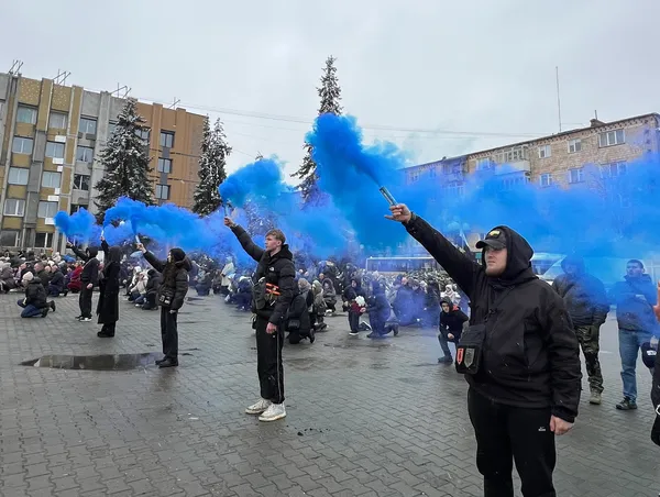 Навіки 20 та 48: у Ковелі попрощалися з двома загиблими Героями (фото)
