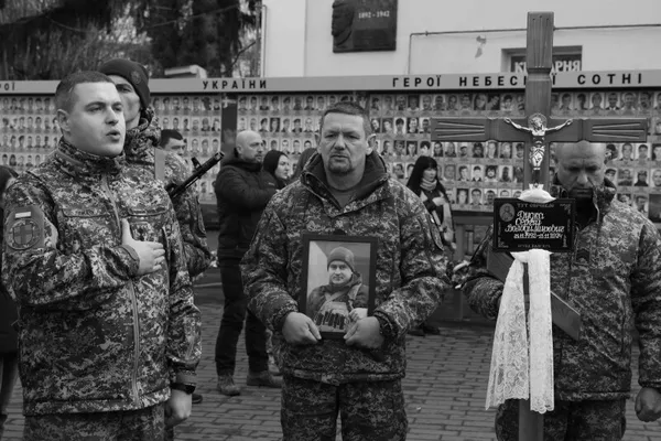 У Луцьку попрощалися із загиблими на війні Сергієм Дудкою та Сергієм Веремчуком (фото)