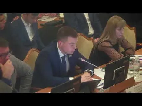 Українцям хочуть дозволити короткоствольну зброю