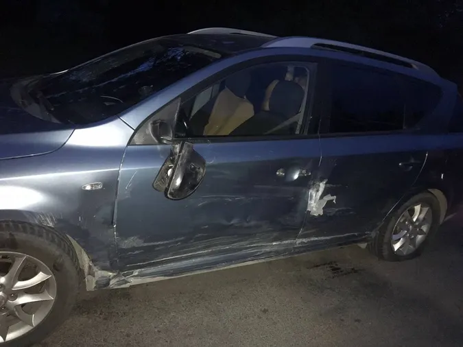 На Волині п'яний мотоцикліст вилетів на «зустрічку» і протаранив авто (фото)