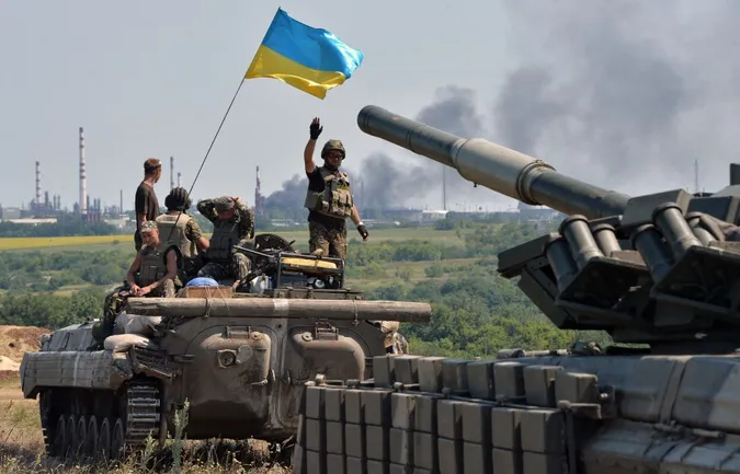 Лучан кличуть на військову службу за контрактом