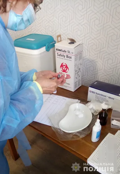 На Волині розпочала роботу мобільна бригада з вакцинації правоохоронців