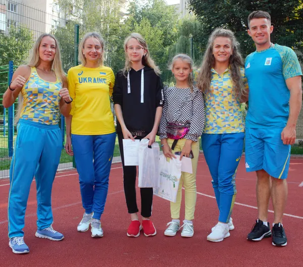 Як лучани робили зарядку разом з олімпійцями (фото)