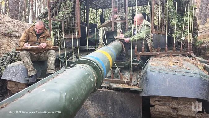 «Лист, який не закінчується»: воїни 14 ОМБр долучилися до загальнонаціонального диктанту (фото)