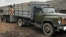 На Волині лісівники, працівник ДСНС та підприємці накрали лісу на 6,4 мільйона (фото)
