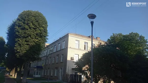 На Волі у Луцьку встановили нове вуличне освітлення (фото)