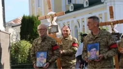 У Луцьку попрощалися з полеглими воїнами Володимиром Крачуновим та Валерієм Чайковським (фото)