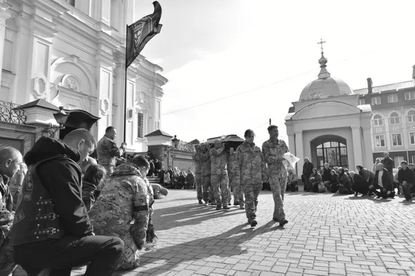 У Луцьку провели в останню дорогу загиблого Героя Олега Струбіцького (фото)