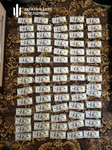 ДБР викрило підприємців, які крали продукти, призначені для ЗСУ (фото, відео)
