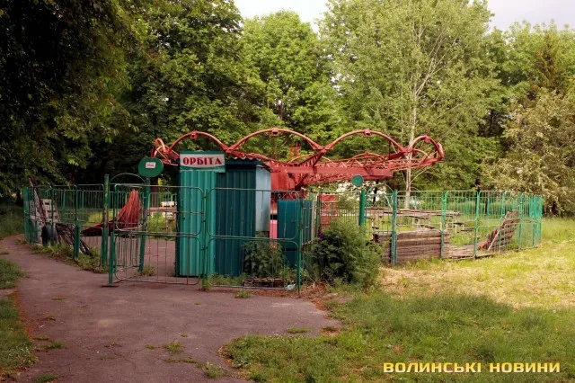 Розповіли, якими будуть нові та чи повернуться старі каруселі у луцький парк