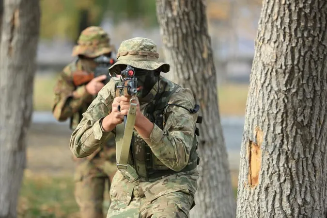У рф чоловіків заманюють вбивати українців обіцянками списати борги за комуналку