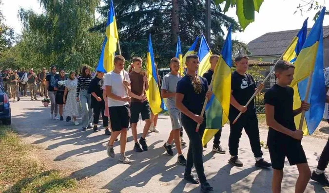 На Волині попрощалися із загиблим захисником Іваном Баришевим (фото)