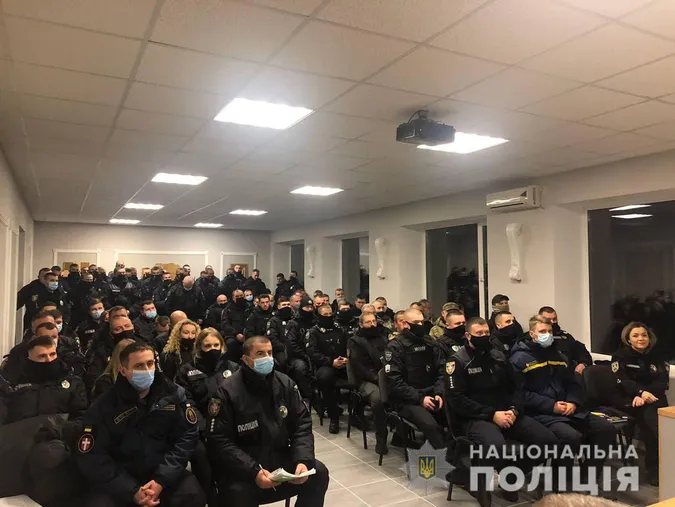 Чергували понад 400 поліцейських: як на Волині пройшла новорічна ніч (фото, відео)