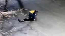 Били і знімали на відео: на Київщині підлітки до напівсмерті відгамселили знайомого (фото 18+)