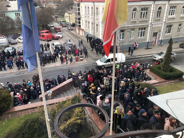 Міськрада захищає інтереси лучан, – Пустовіт відповів підприємцям зі Старого ринку (фото, оновлено)