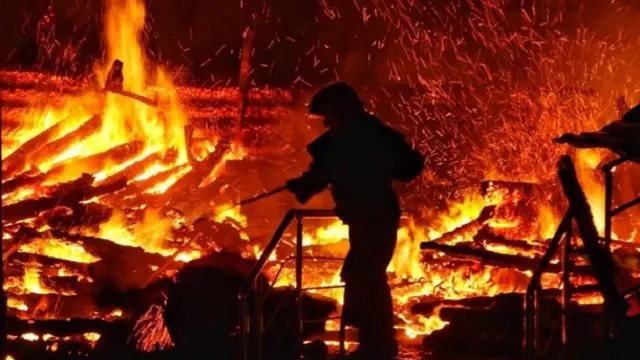 На Волині згорів будинок: загинули два чоловіки