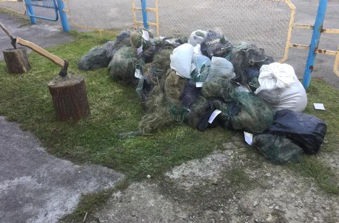 Волинський рибпатруль вилучив та знищив 11 кілометрів сіток (фото)