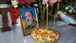 Купив будинок, а пожити не встиг: на Волині попрощалися з Героєм Віталієм Гандзюком (фото)