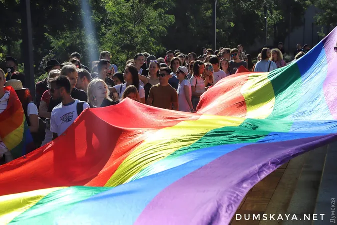 В Одесі відбувся Марш рівності: були деякі сутички (фото, відео)