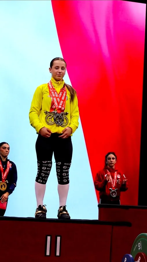 Волинянка стала триразовою призеркою з важкої атлетики на чемпіонаті Європи (фото)