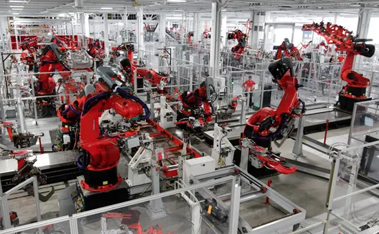 Tesla може відкрити завод в Україні
