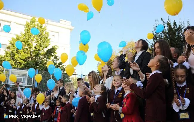 Школярі підуть на літні канікули наприкінці травня