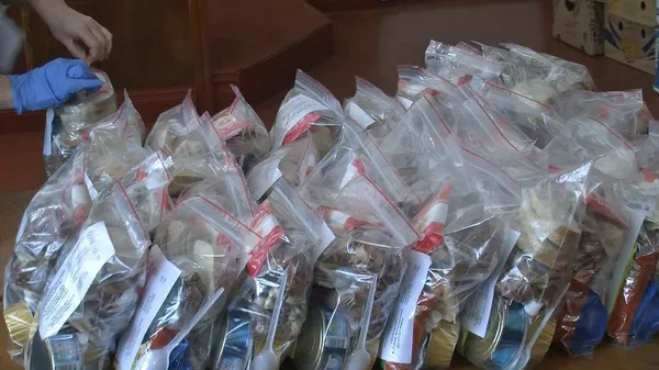 Продукти та випічка: у коледжі на Волині допомагають військовим (фото, відео)