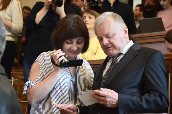 Як новий губернатор мовчав на сесії Волиньради (фоторепортаж)