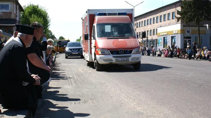 789 днів очікування: Рожище попрощалося з 21-річним кулеметником Іваном Бречком (фото)